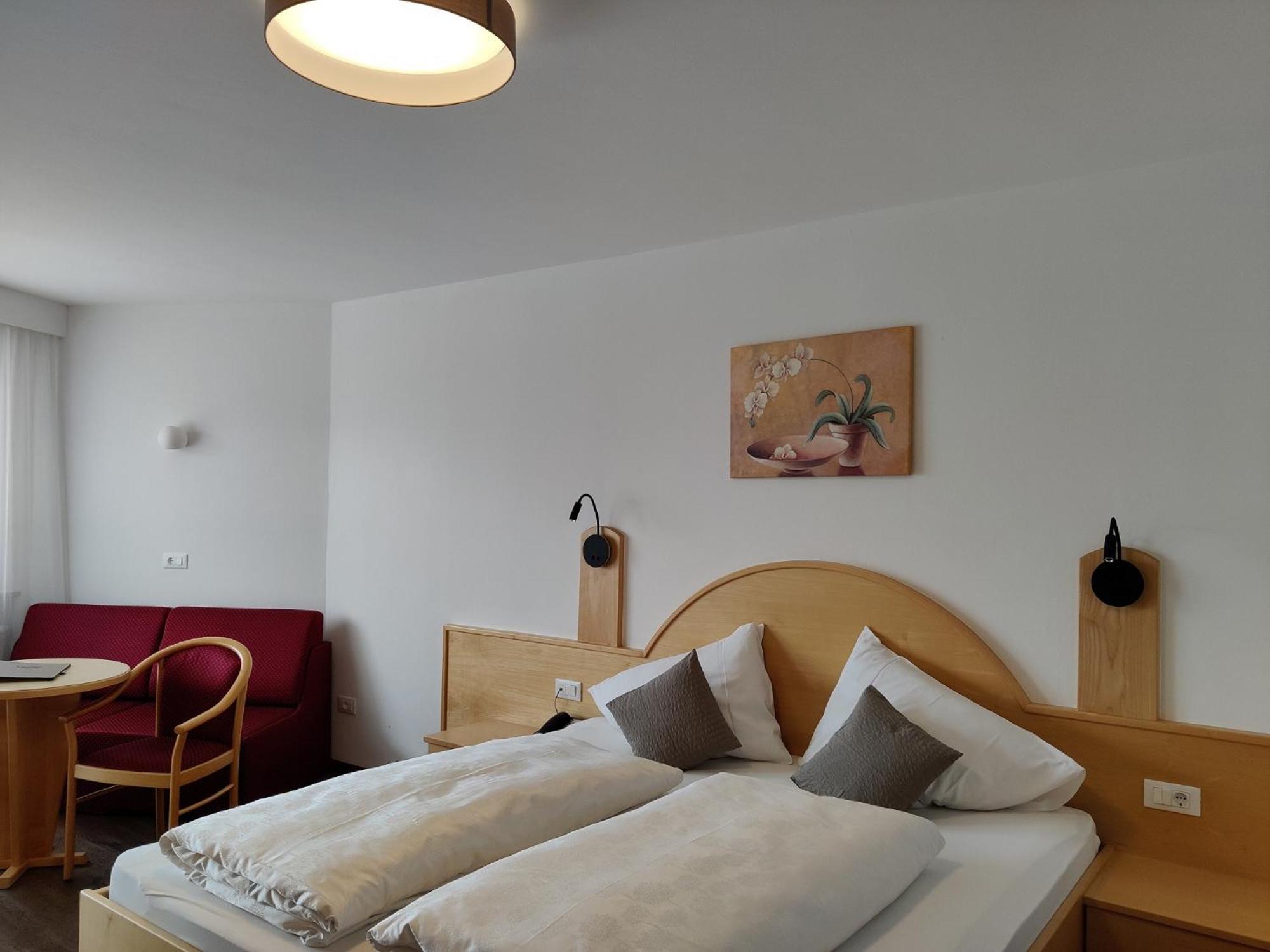 Hotel Garni Herz تيرولو الغرفة الصورة